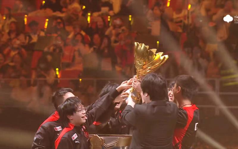 比赛后已有6支队伍确定季后赛，直通季后赛名额仅剩1个